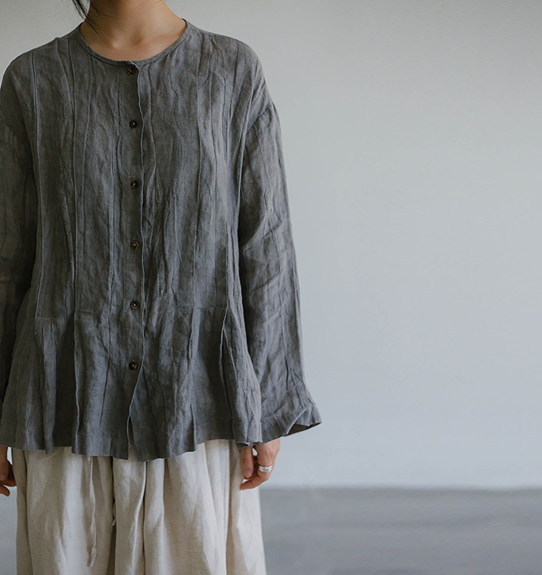 edoa Crinkled Tie Dyed Linen Pleated Shirt