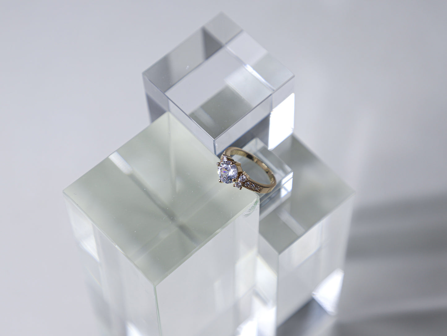 edoa Minimalist Dainty Pavé Birthstone Ring