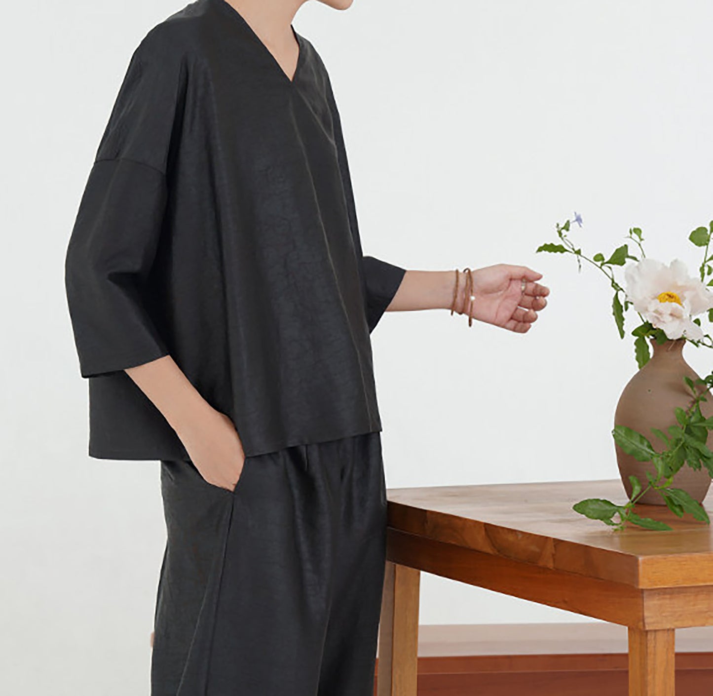 edoa Intangible Cultural Heritage Cracked Mud Silk V-neck Pullover Top