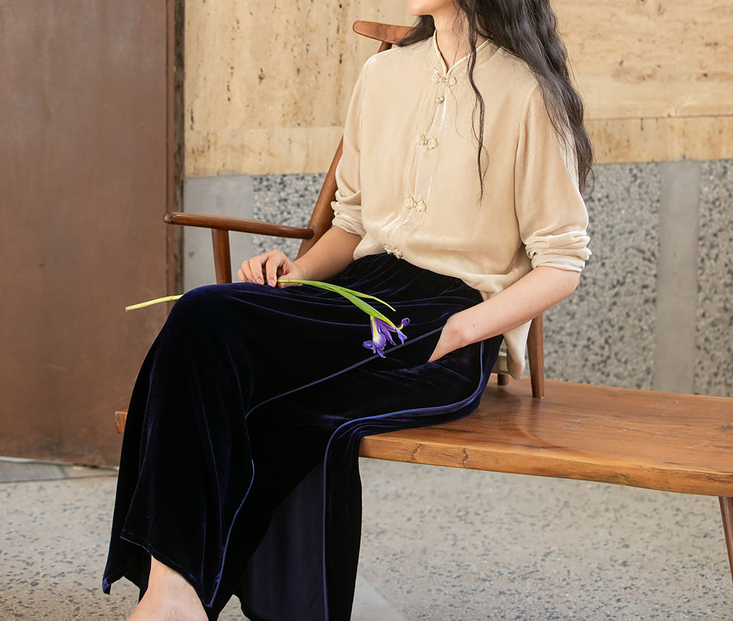 edoa Silk Velvet Apron Pants