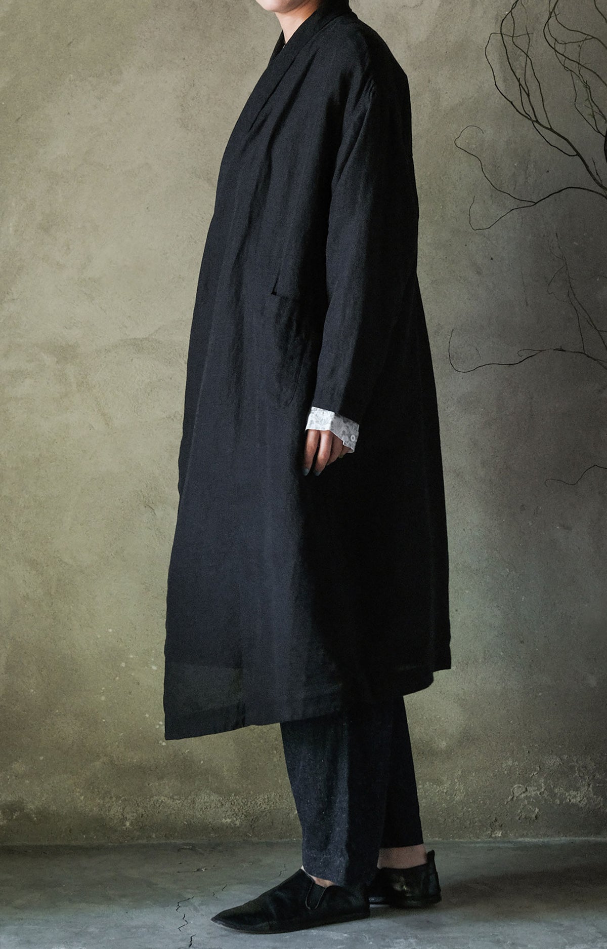 edoa Black Linen Shawl Collar Coat