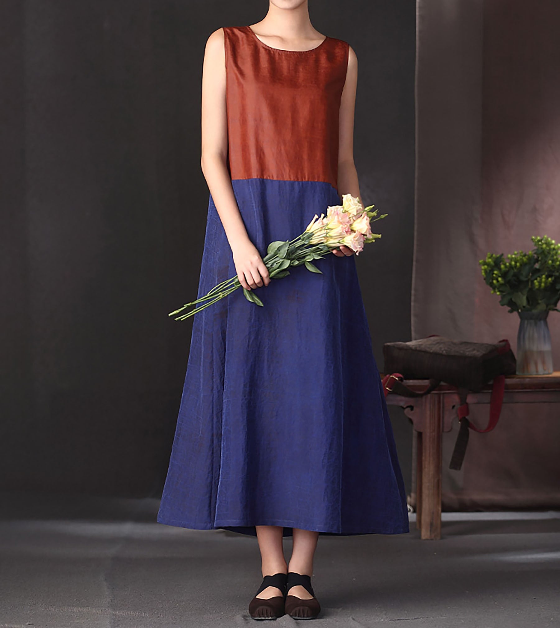 edoa Cracked Mud Silk Color Block Sleeveless Dress