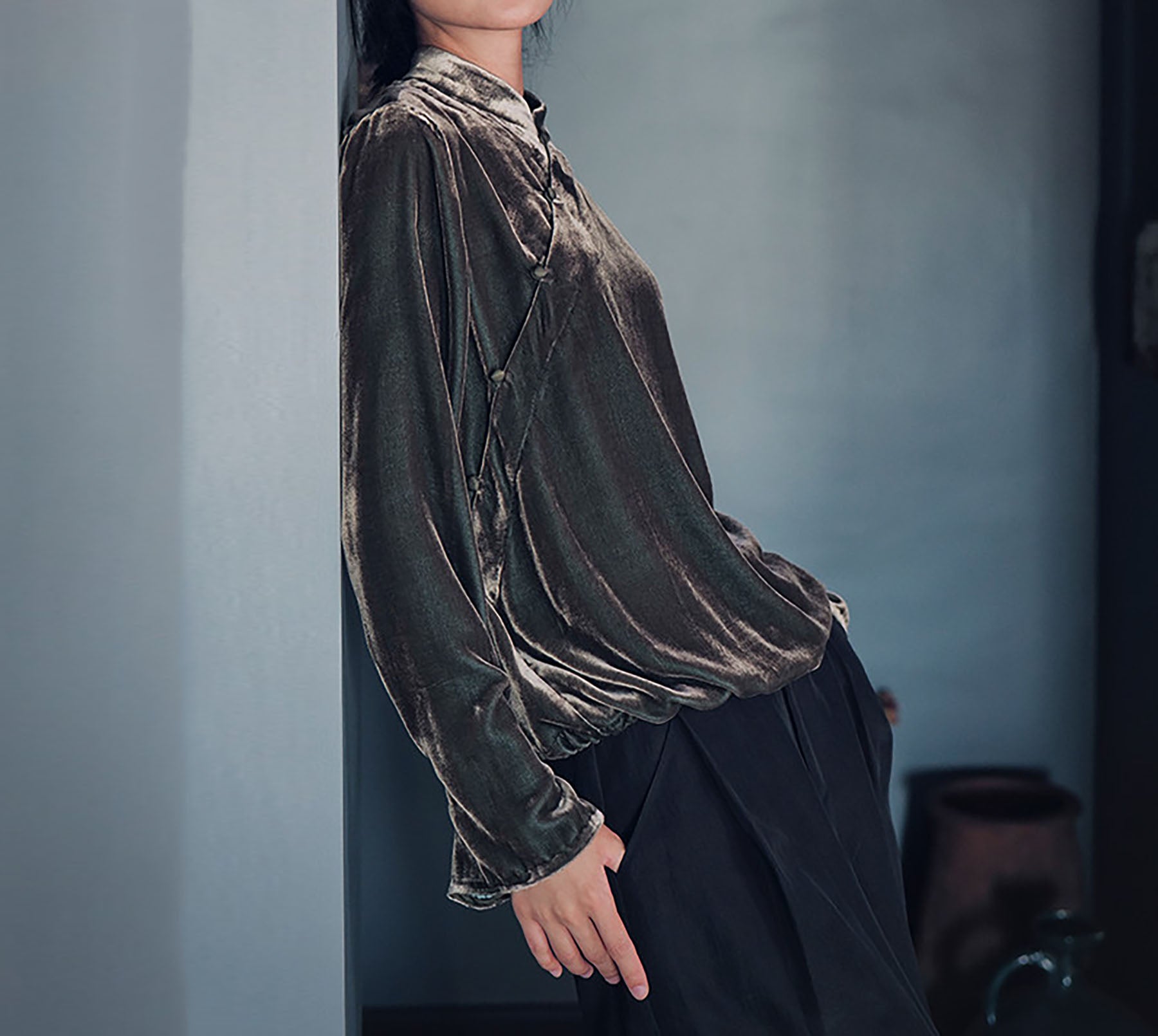 edoa Silk Velvet Chinese Blouse