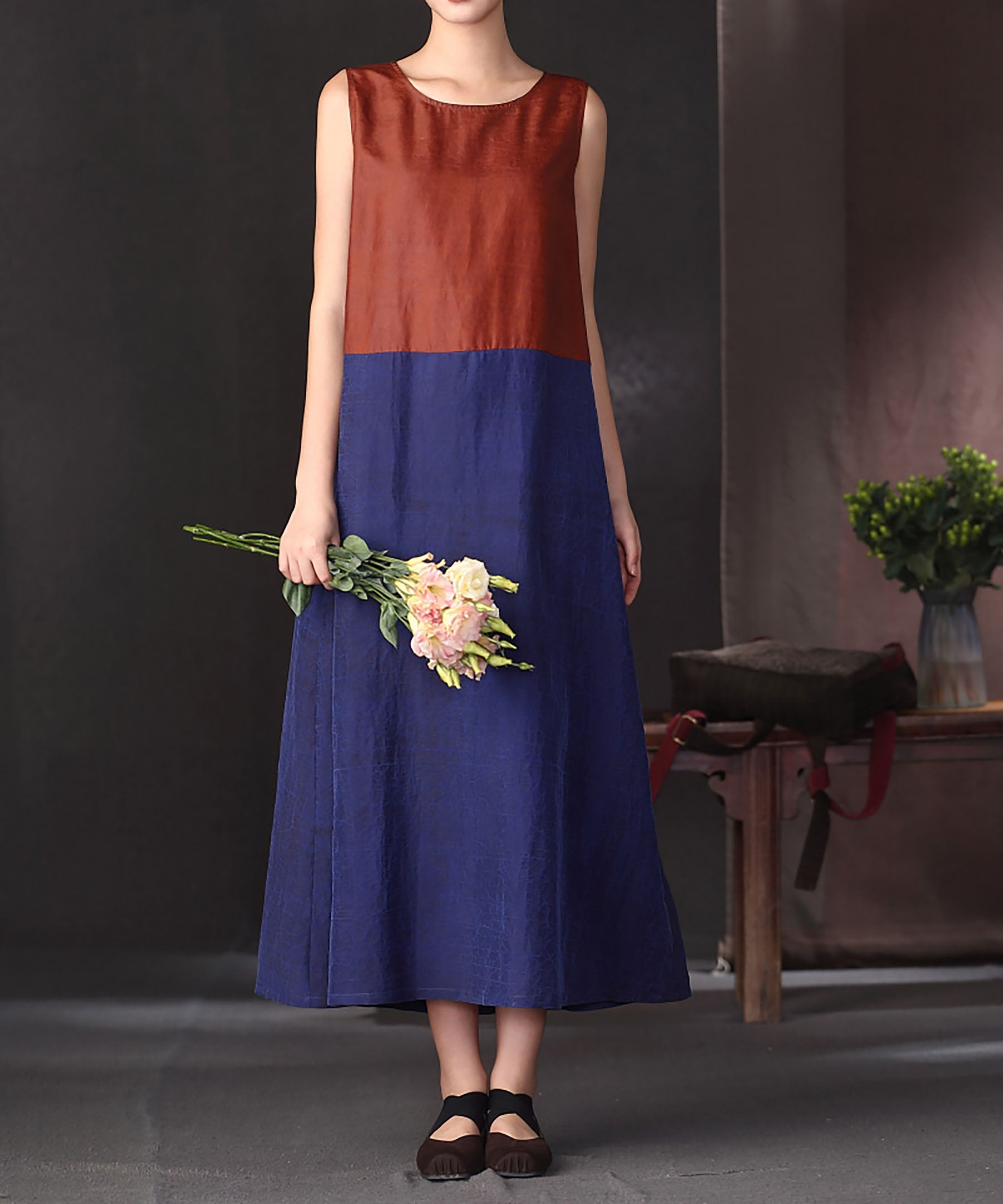 edoa Cracked Mud Silk Color Block Sleeveless Dress