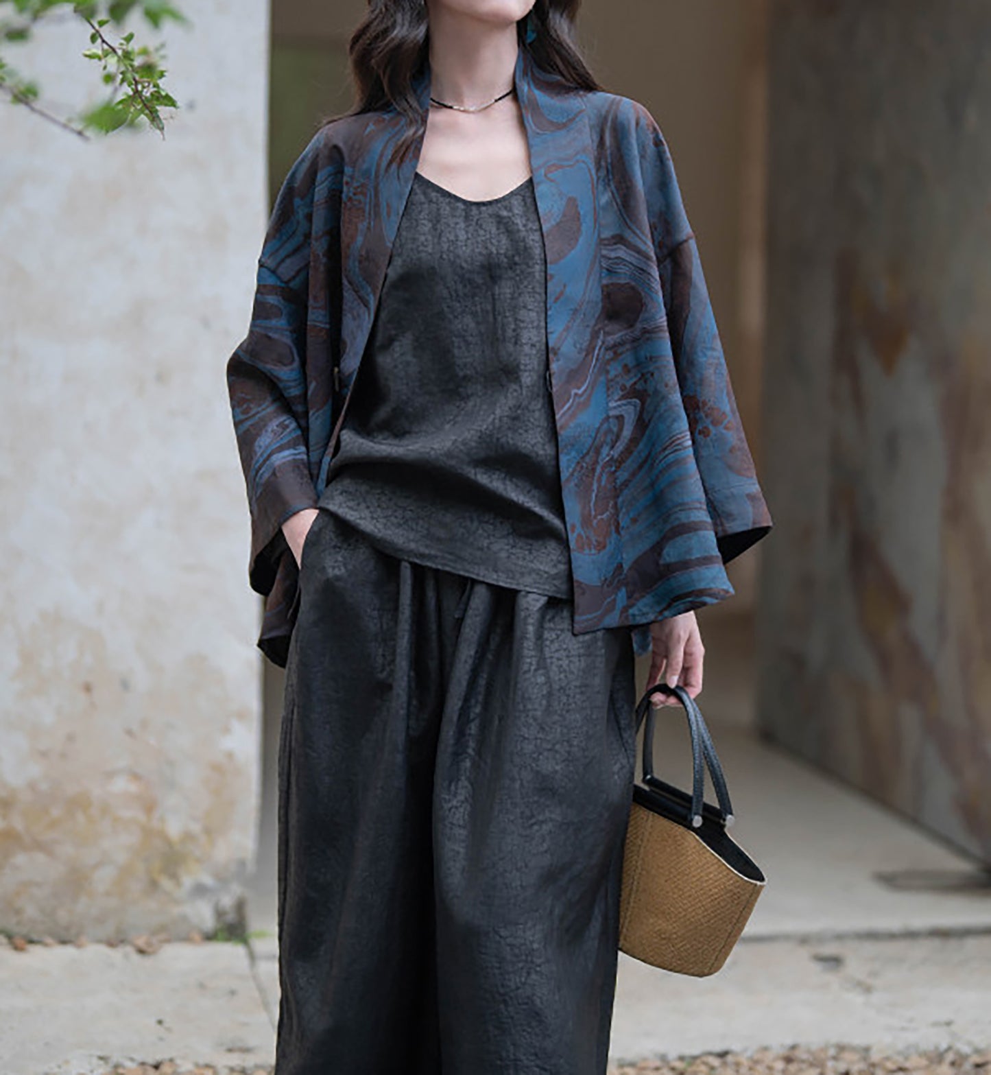 edoa Black Cracked Mud Silk Wide Leg Skants