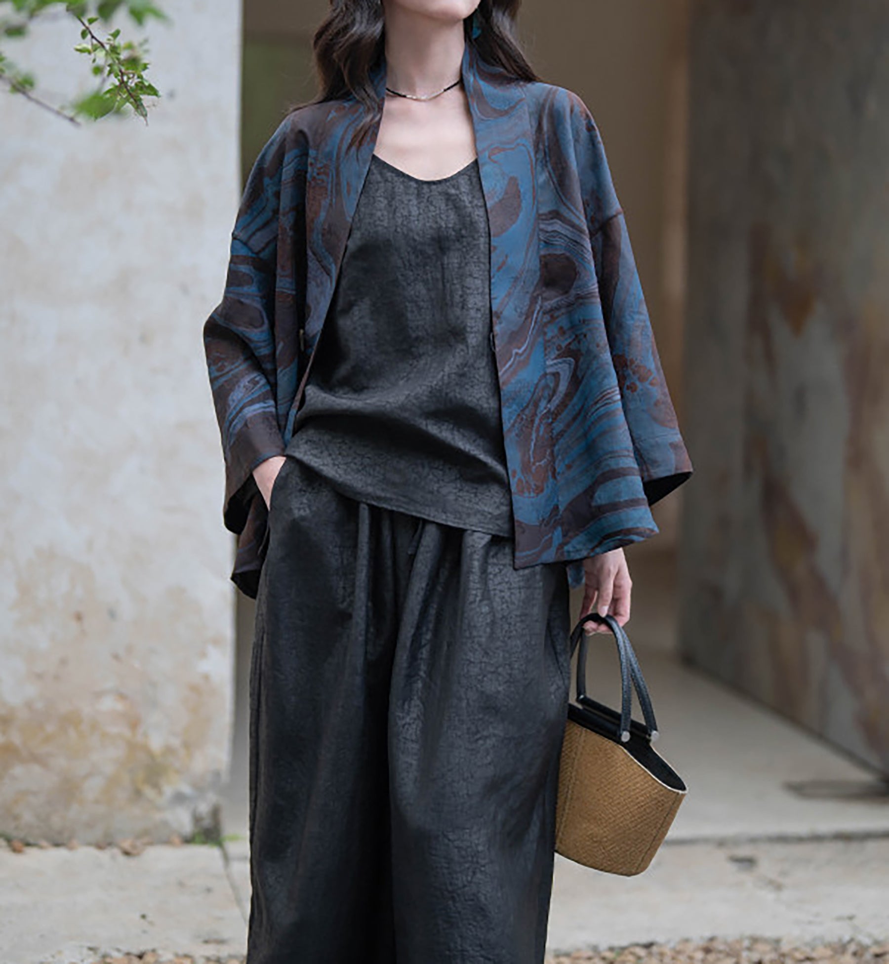 edoa Black Cracked Mud Silk Wide Leg Skants