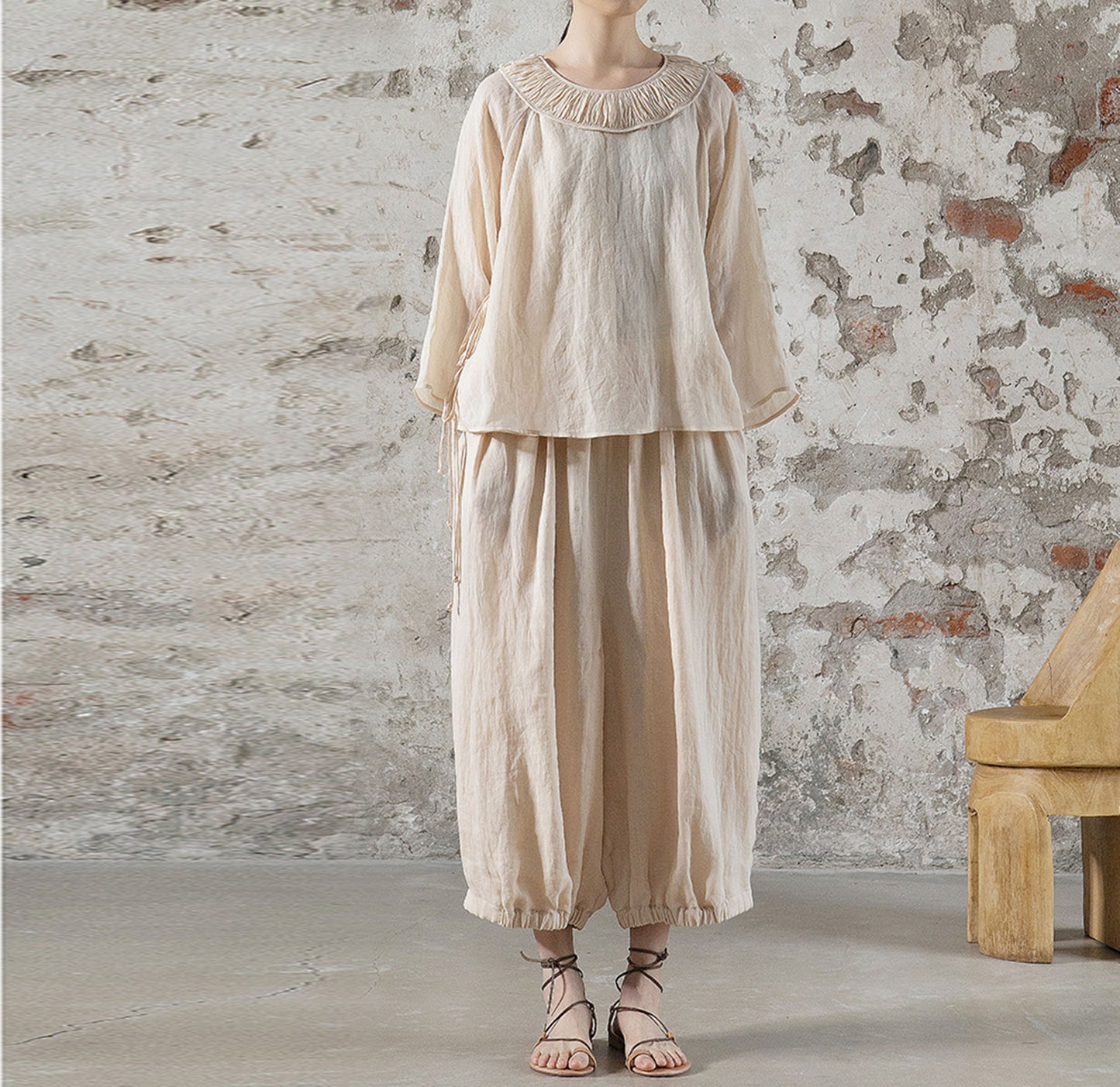 edoa Detachable Ruffle Collar Ramie Flared Blouse