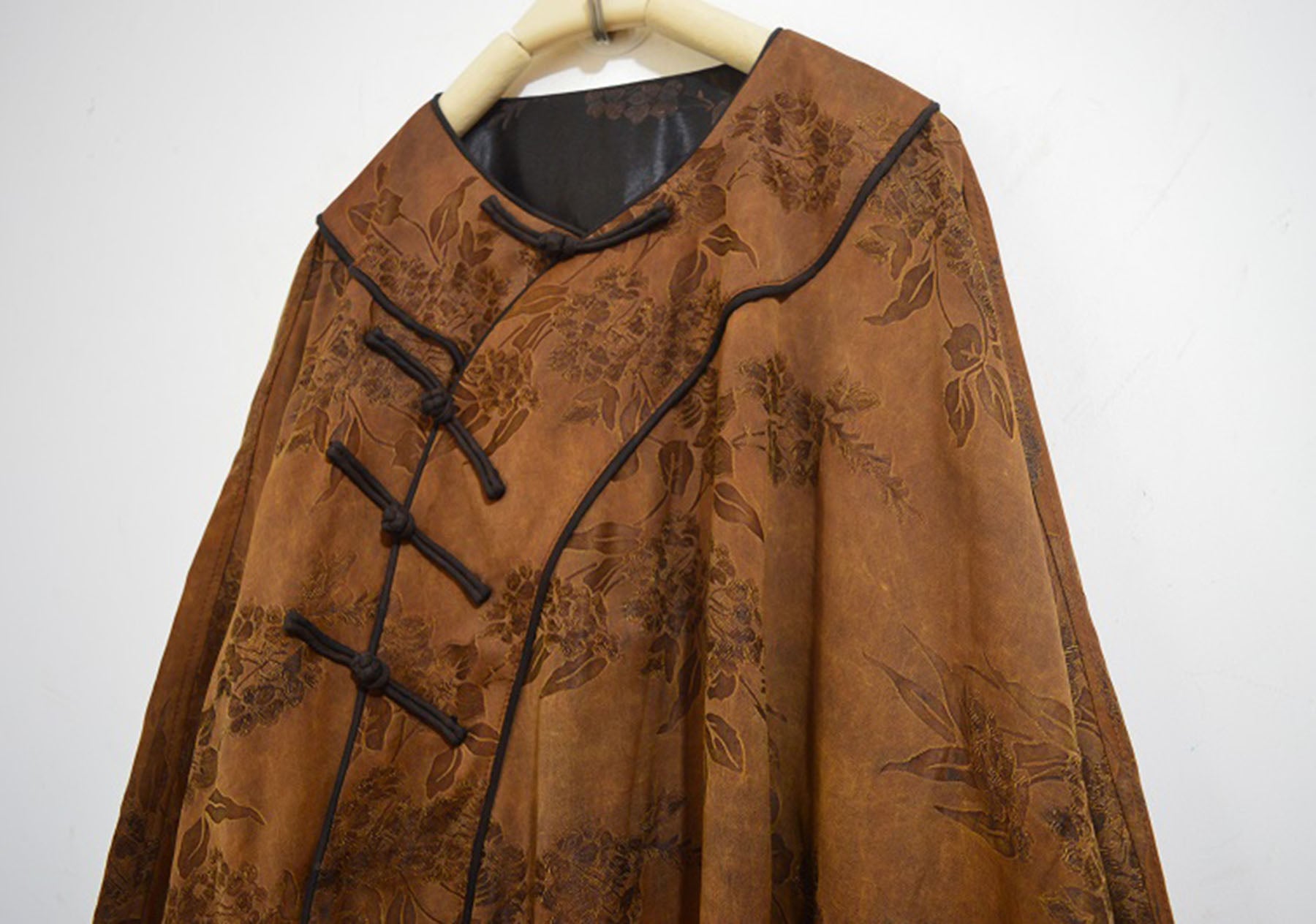 edoa Mud Silk Rayon Blend Jacquard Qipao