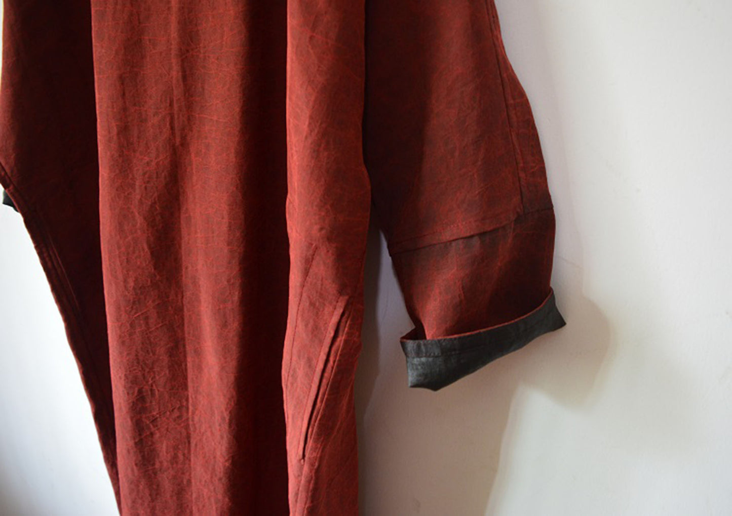 edoa Reversible Cracked Mud Silk Top