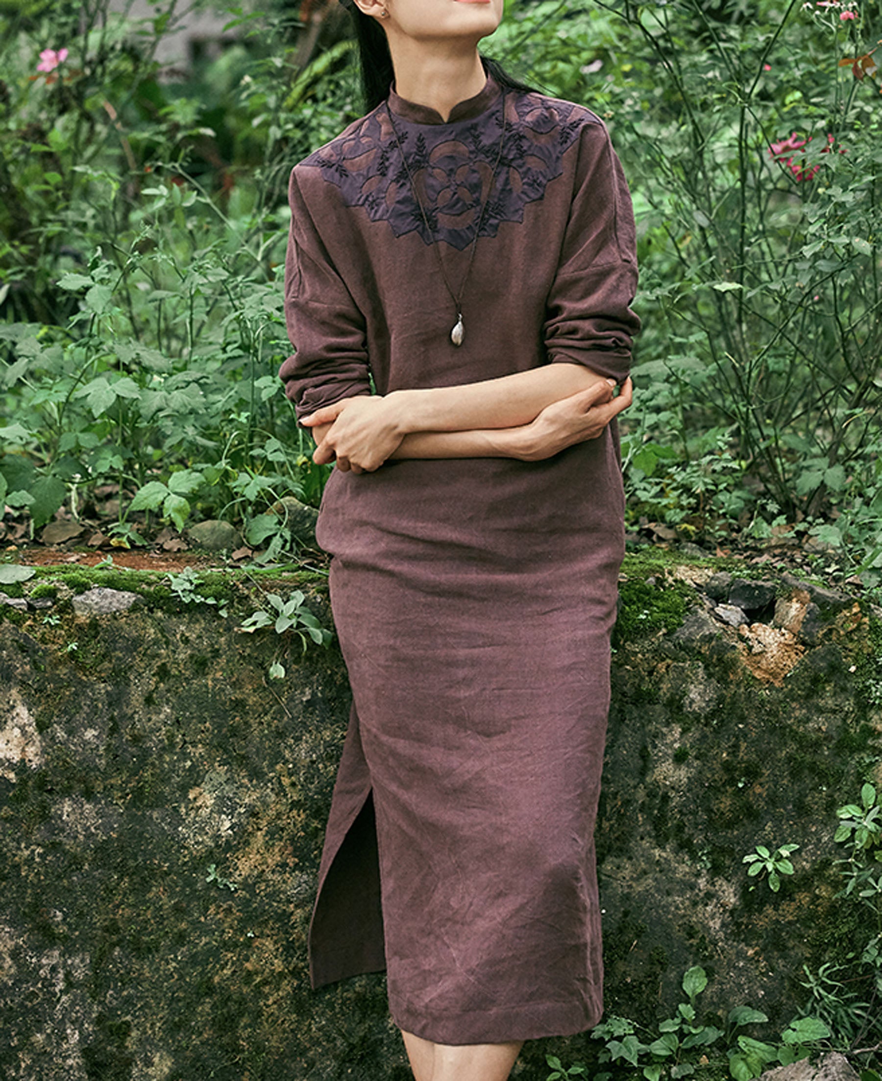 edoa Washed Linen Applique Qipao Dress