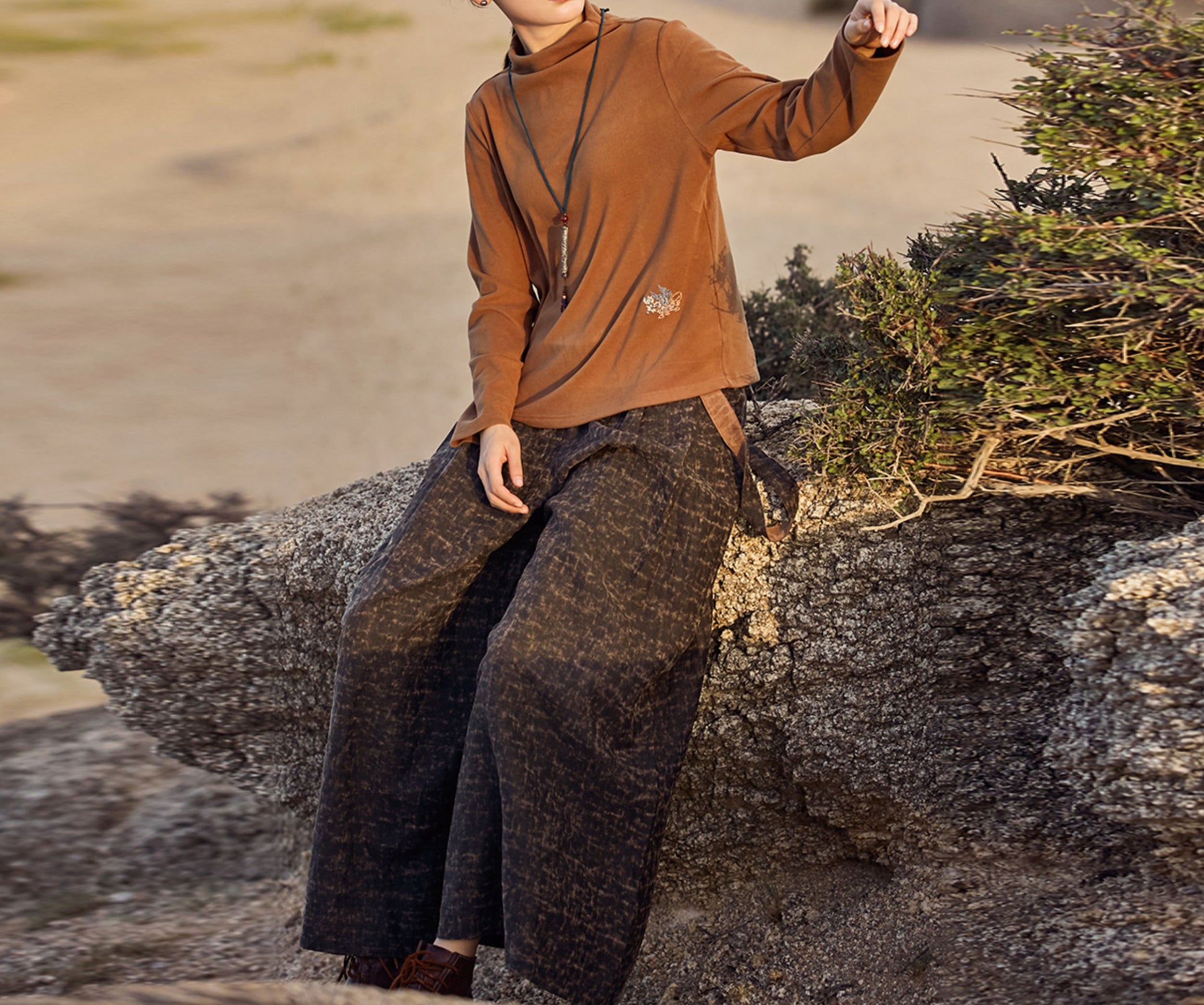 edoa Cracked Mud Silk Adjustable Suspender Pants 