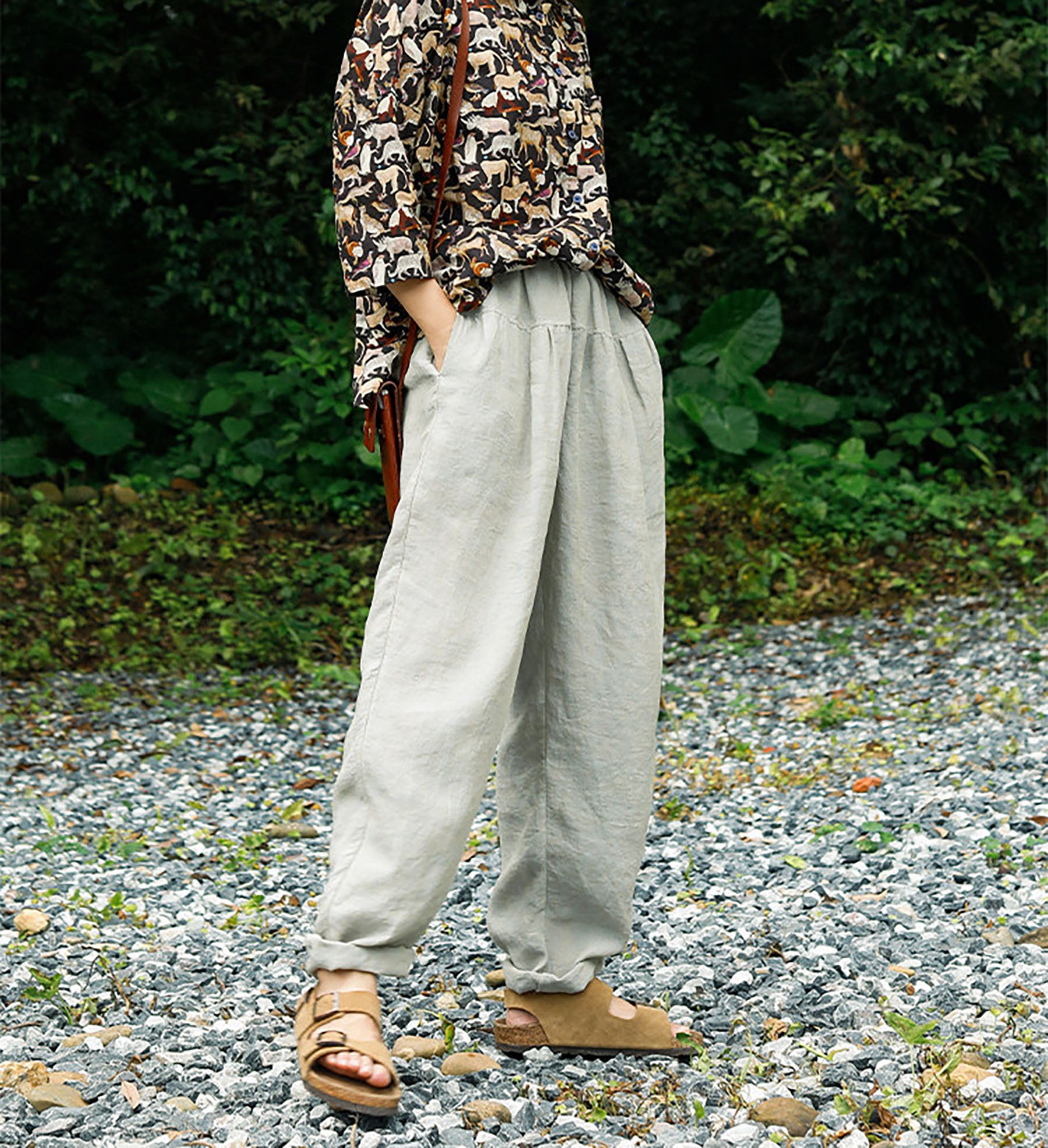 edoa Yarn Dyed French Linen Tapered Pants