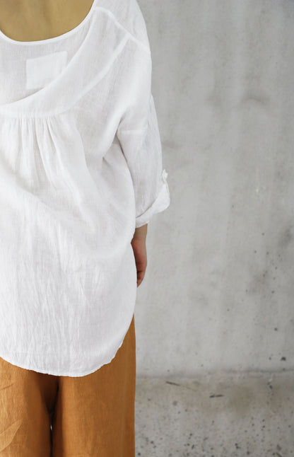 edoa High Counted French Linen Blouse