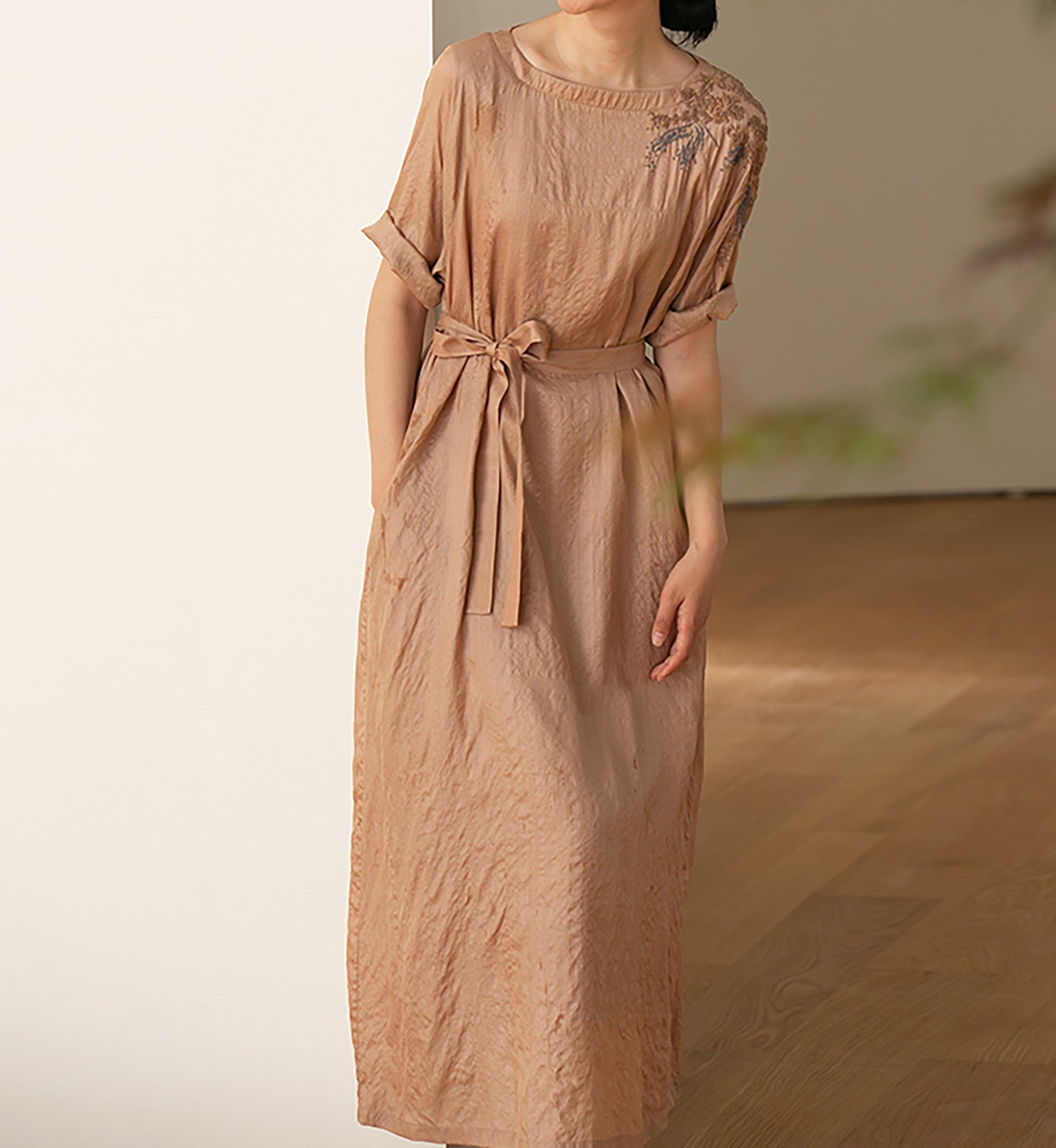 edoa Tussah Silk Hand Embroidery Chinese Dress