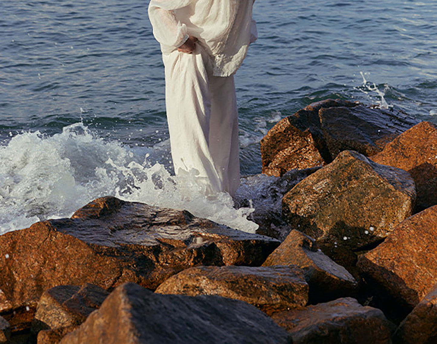 edoa White Linen Balloon Silhouette Trousers 