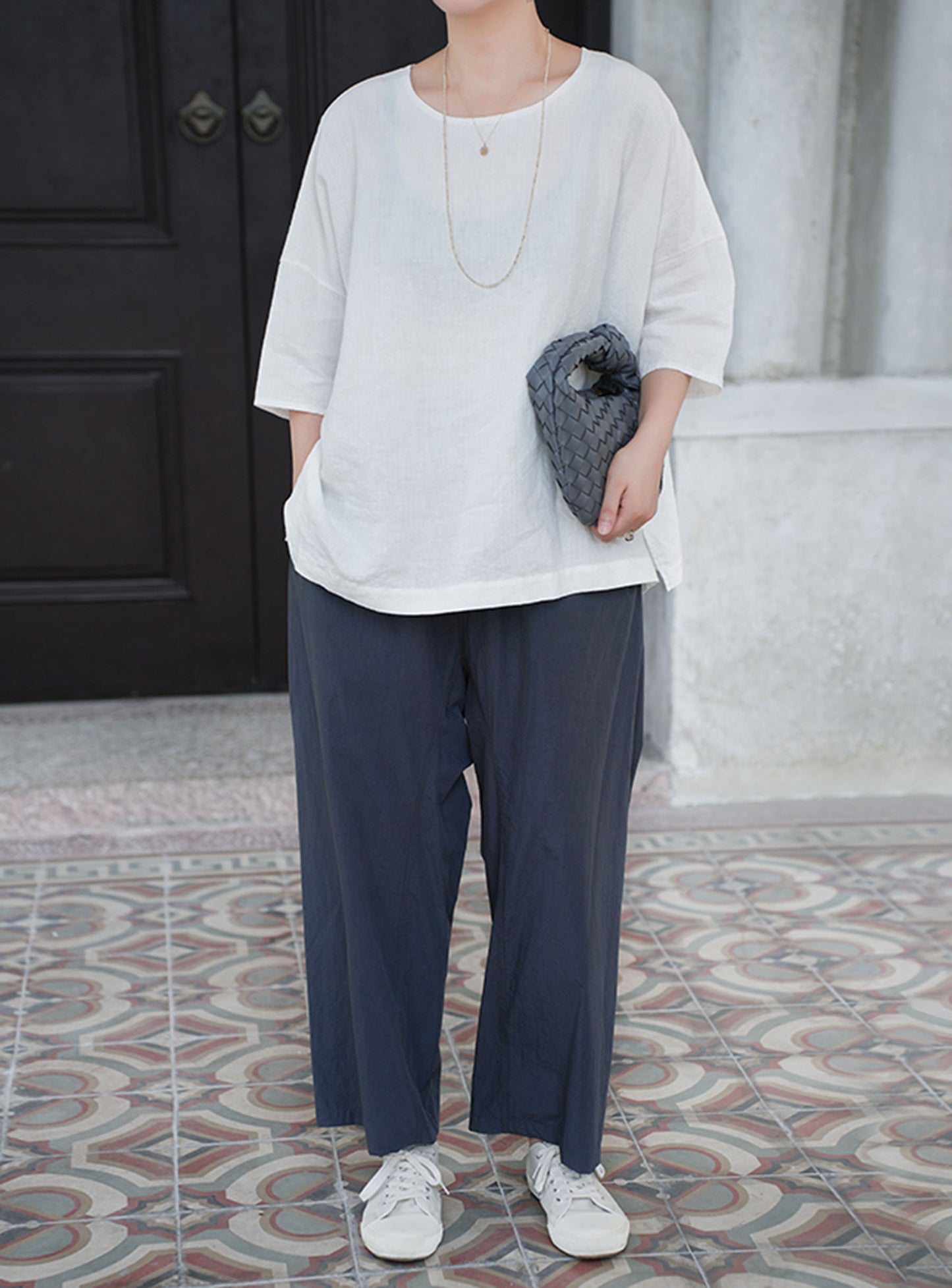 edoa Super Loose White Heavy Weight Washed Linen Tee