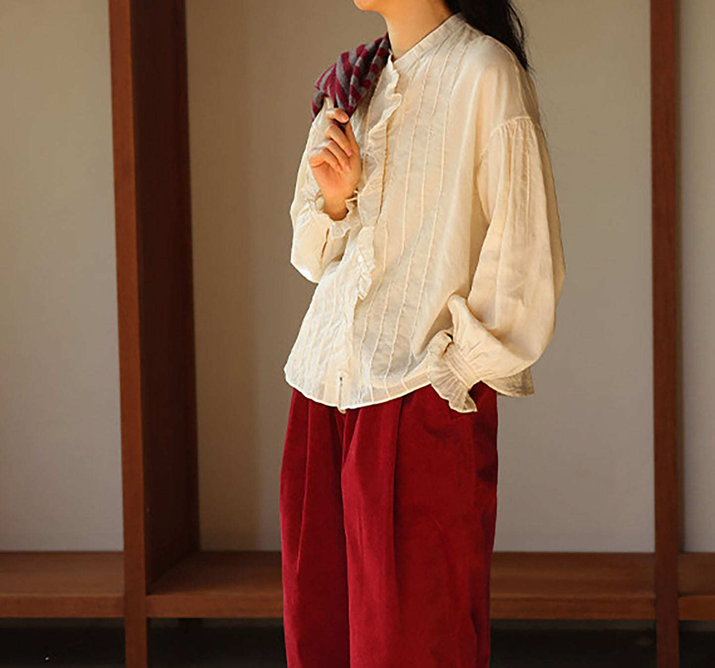 edoa Elegant Double-layer High Counted Long Staple Cotton Pintucked Ruffle Blouse