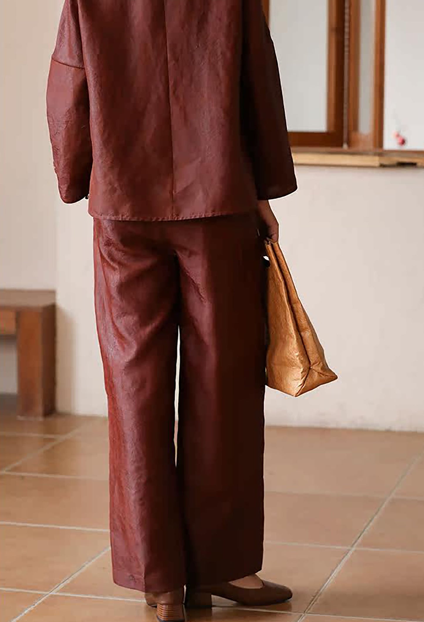 edoa Cracked Mud Silk Habotai Pants with Hand Embroidery of Butterfly