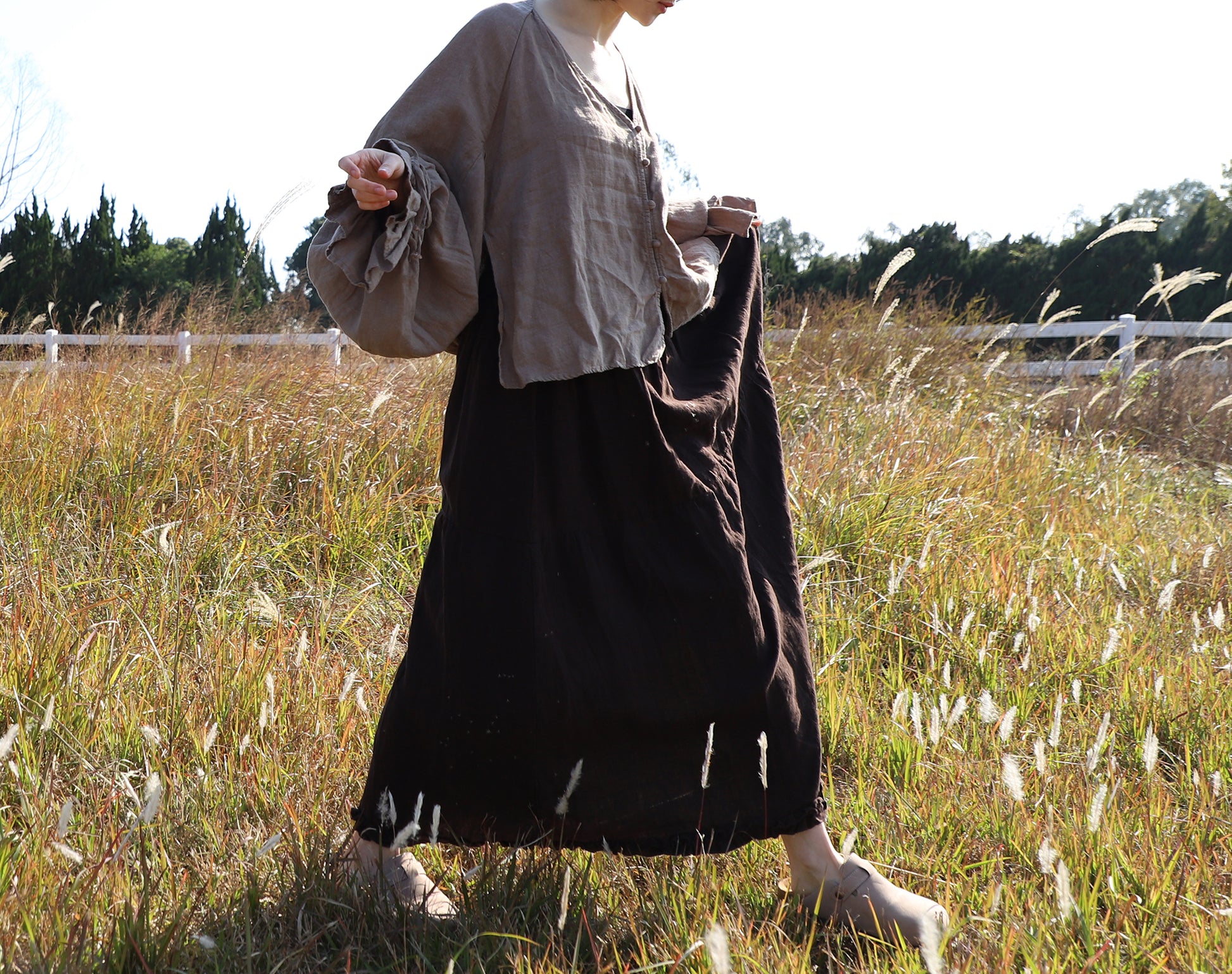 edoa Linen Three Tiered Ruffle Vineyard Skirt 