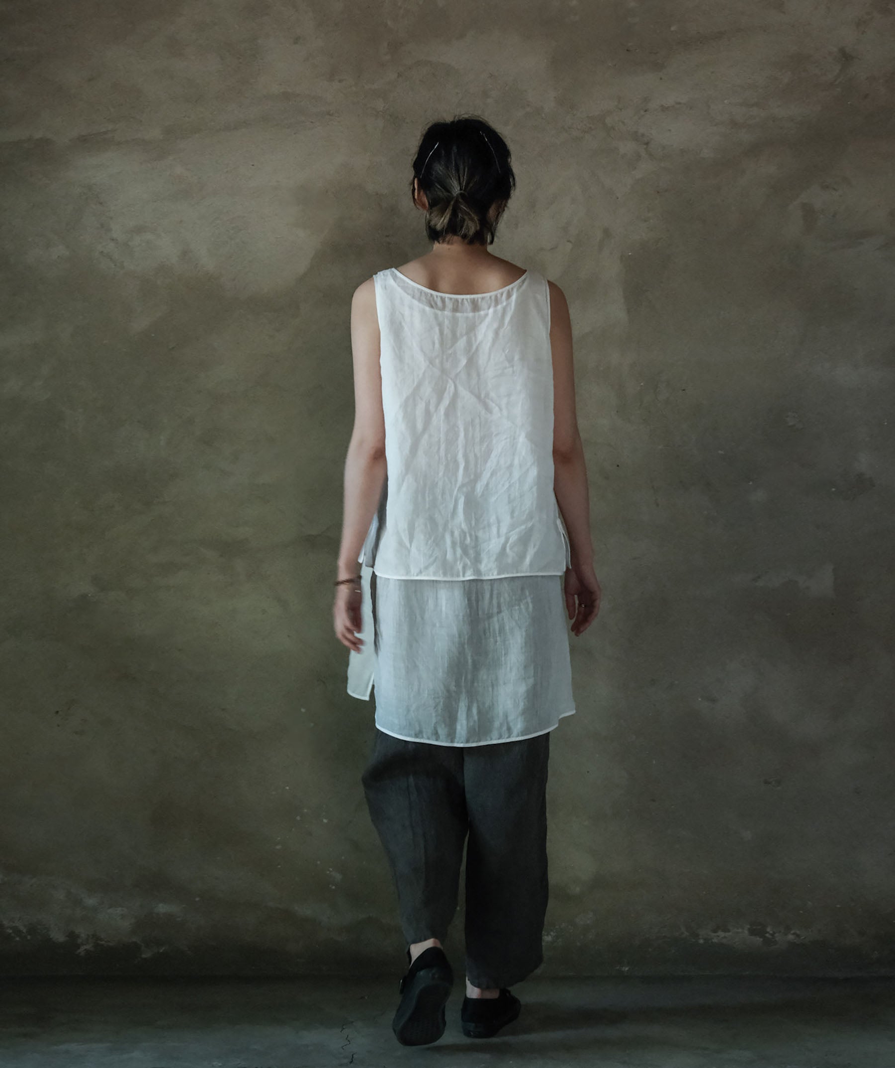 edoa White Long-termism High Count Ramie Tank Top