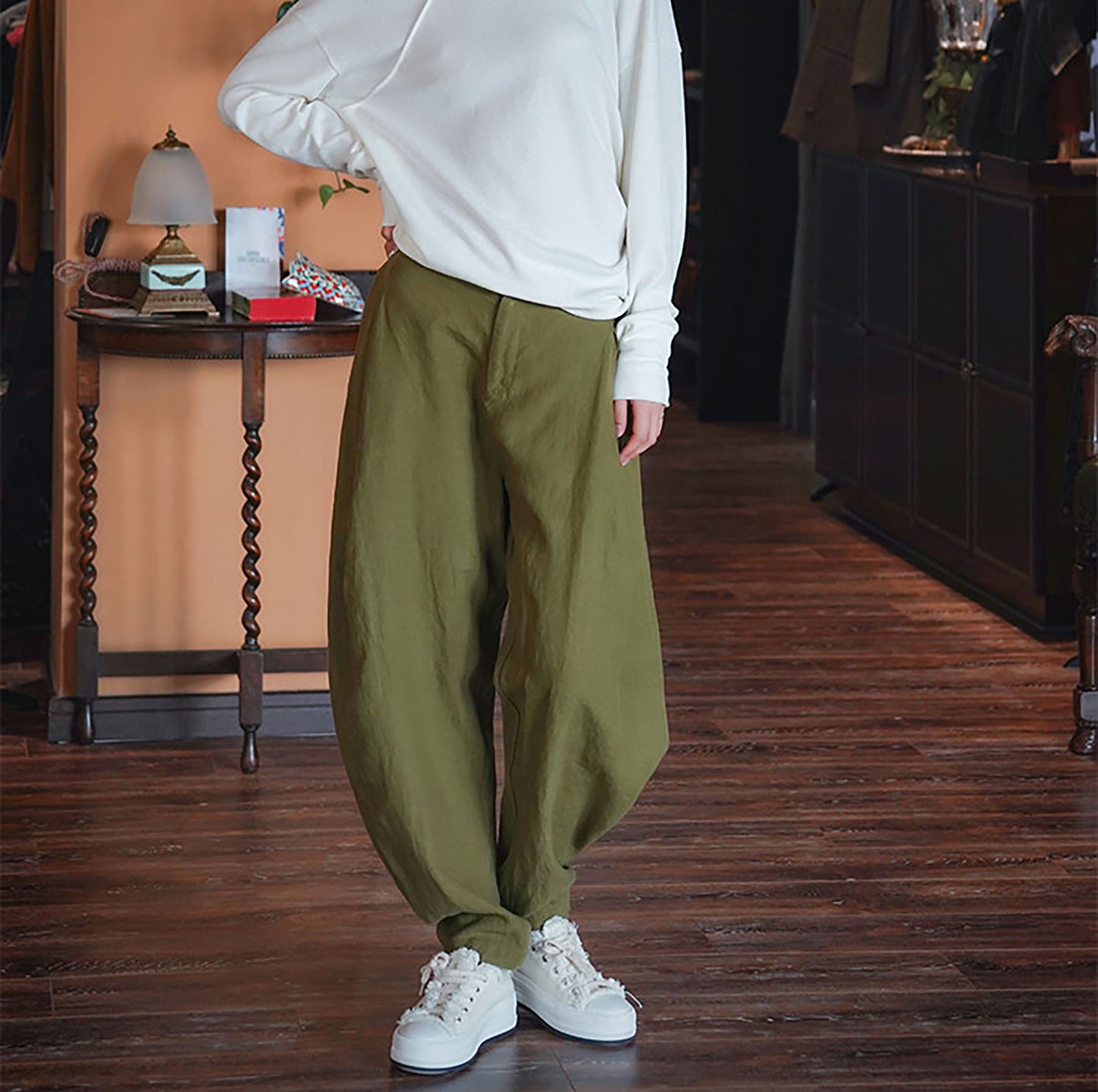 edoa Loose Fitting Tapered Linen Pants