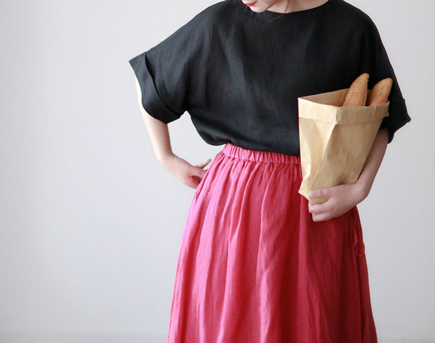edoa Minimalist White Linen Top