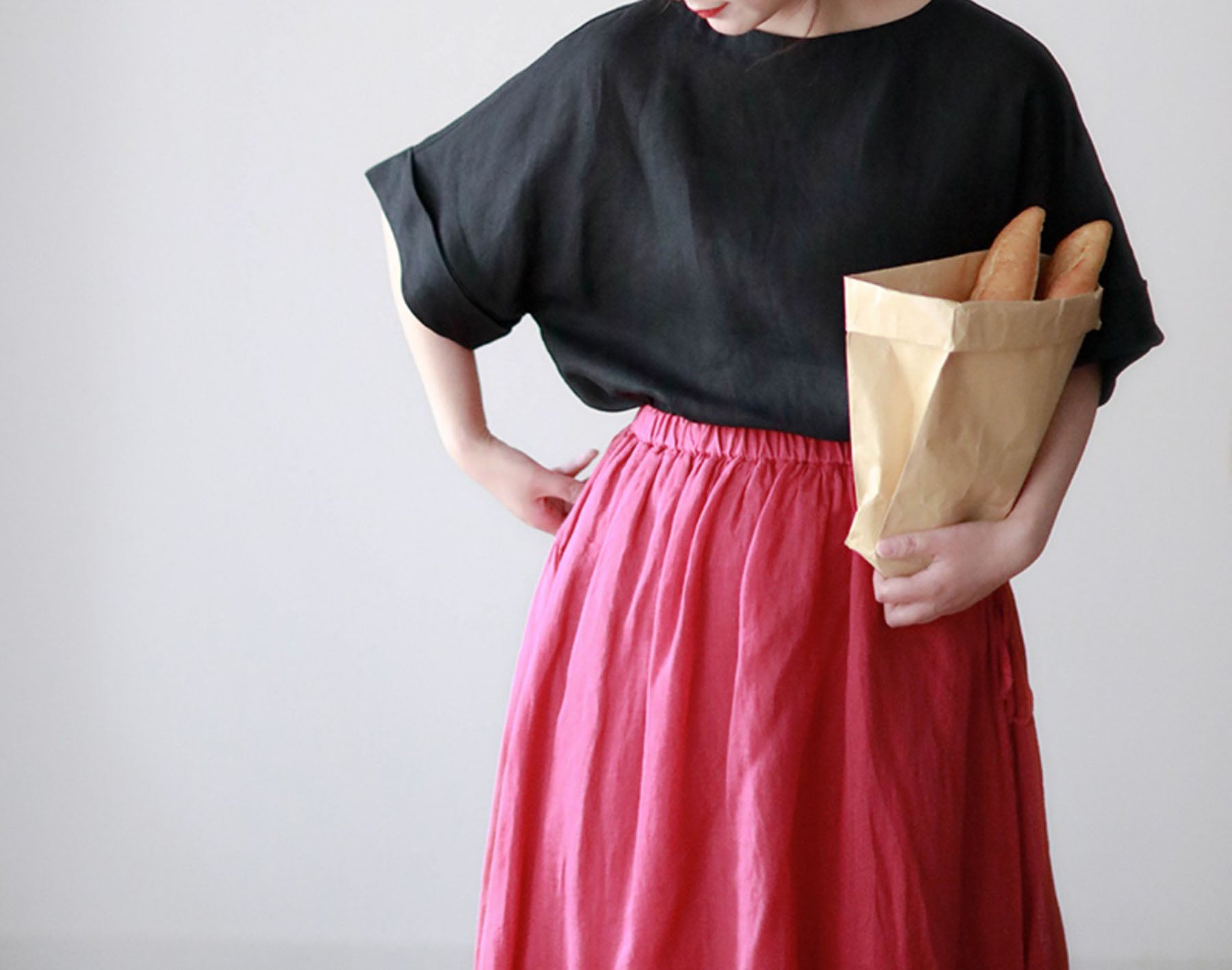 edoa Minimalist White Linen Top