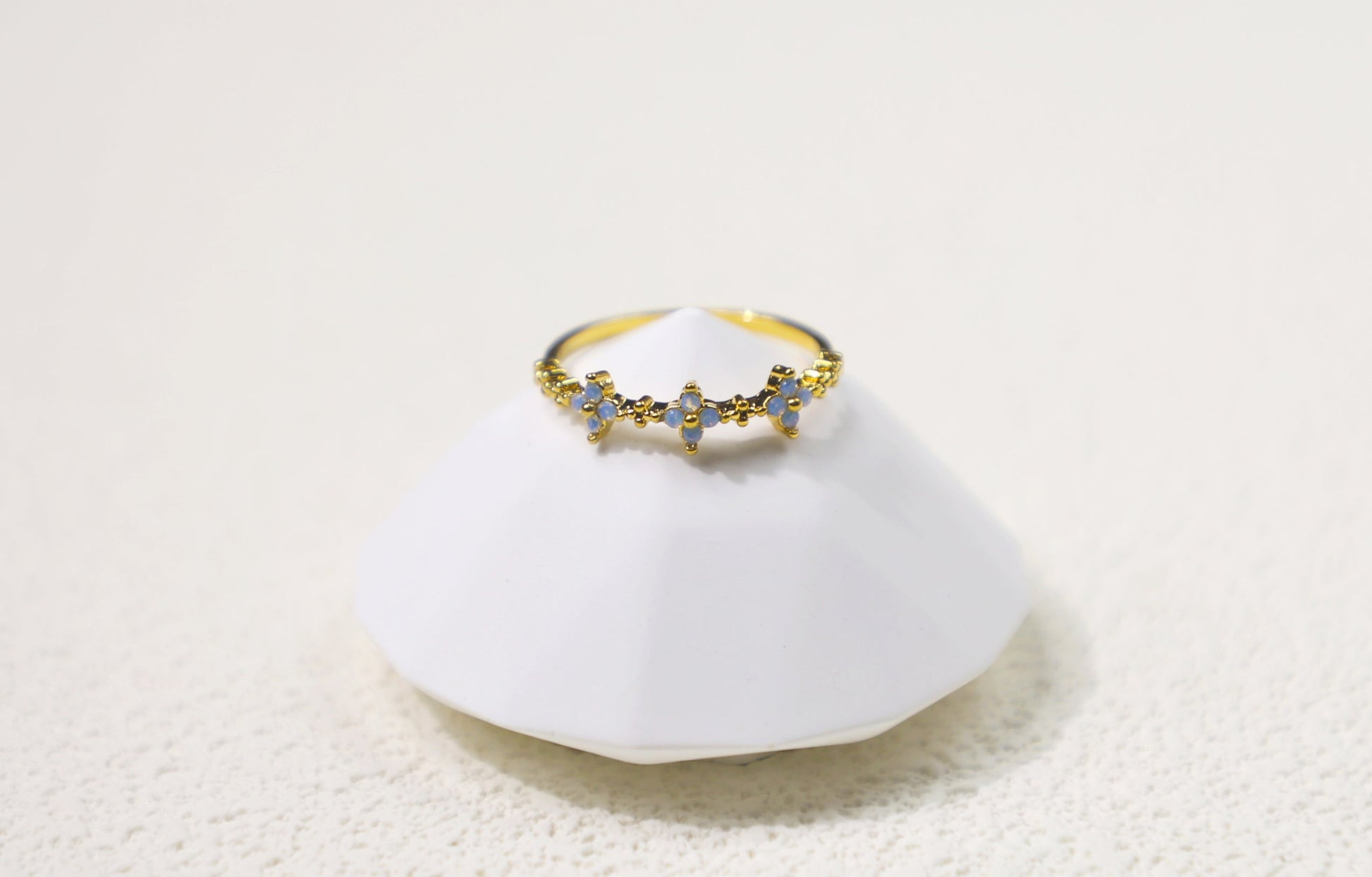 leaf clover triple floral ring