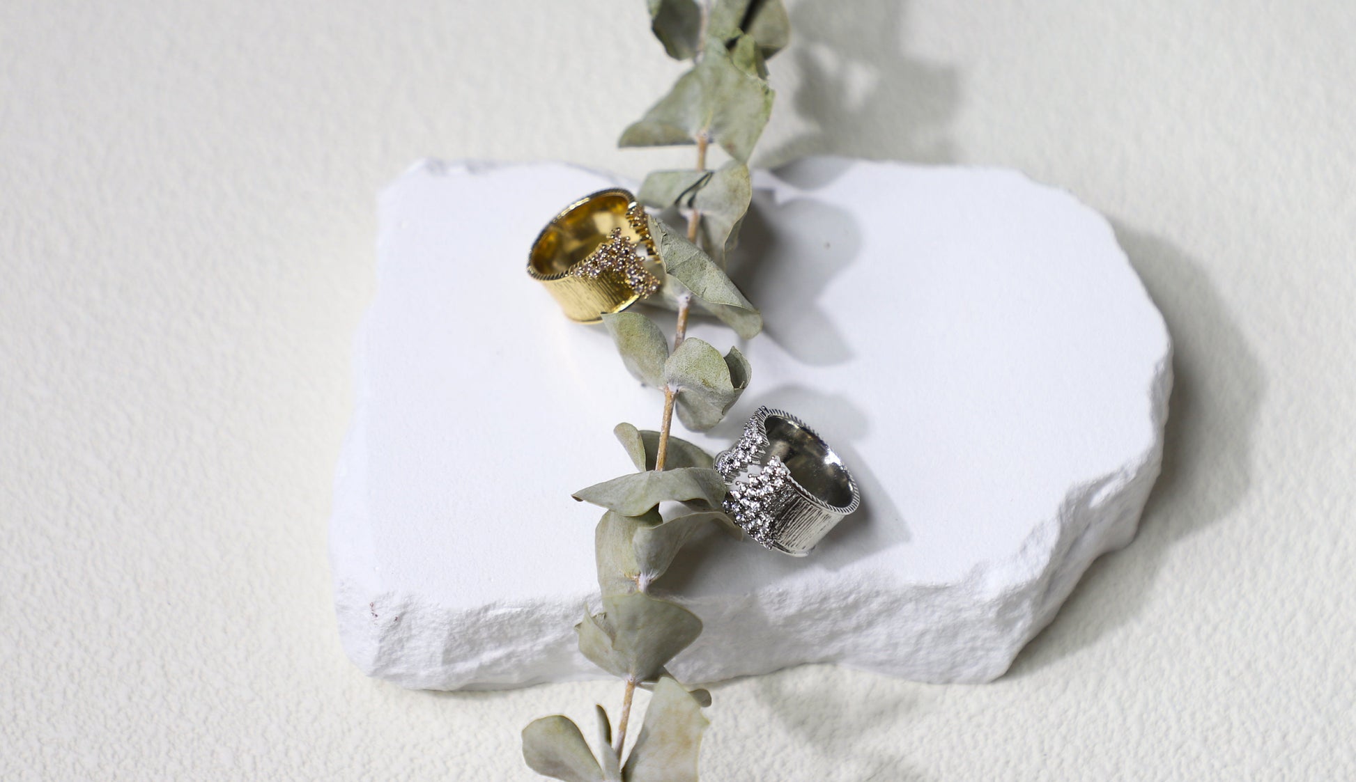 Dainty pave diamond ring