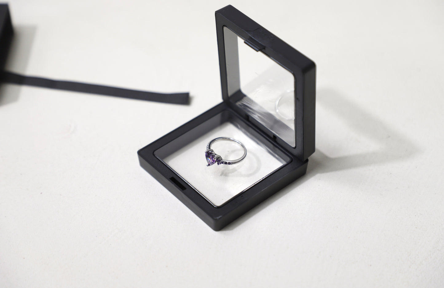 floating display box