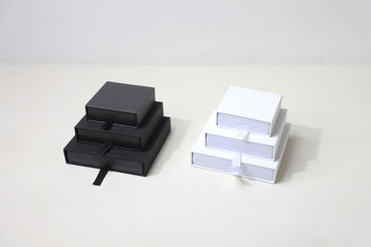 suspension display box