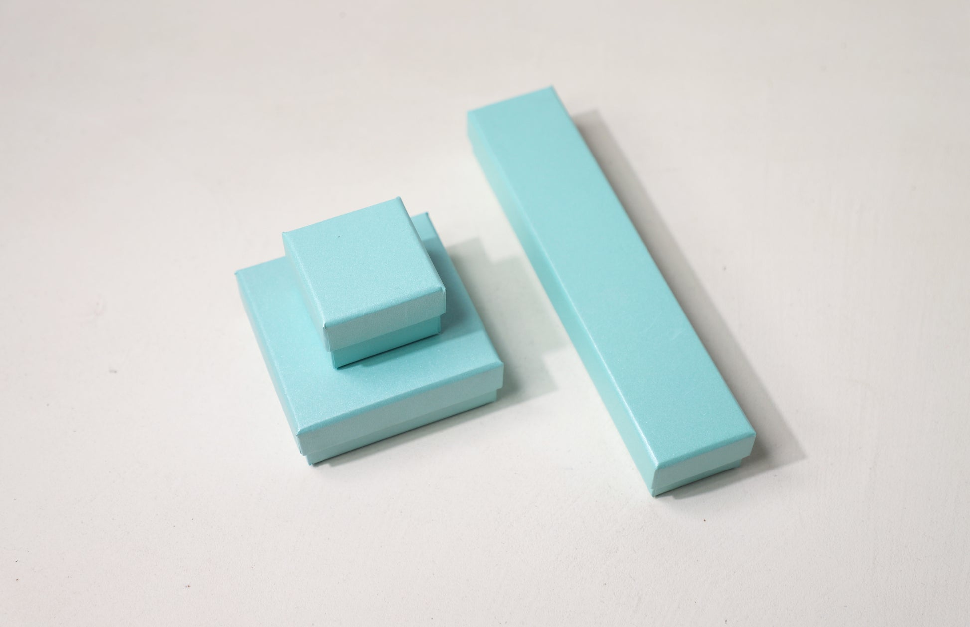 Telescopic jewelry box 