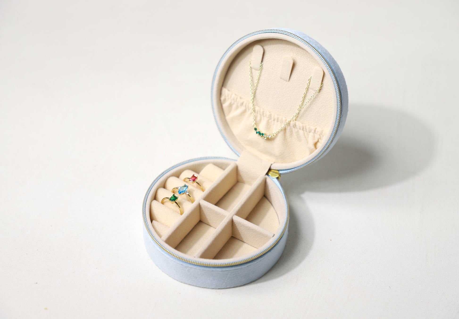 Round Velvet Jewelry Box