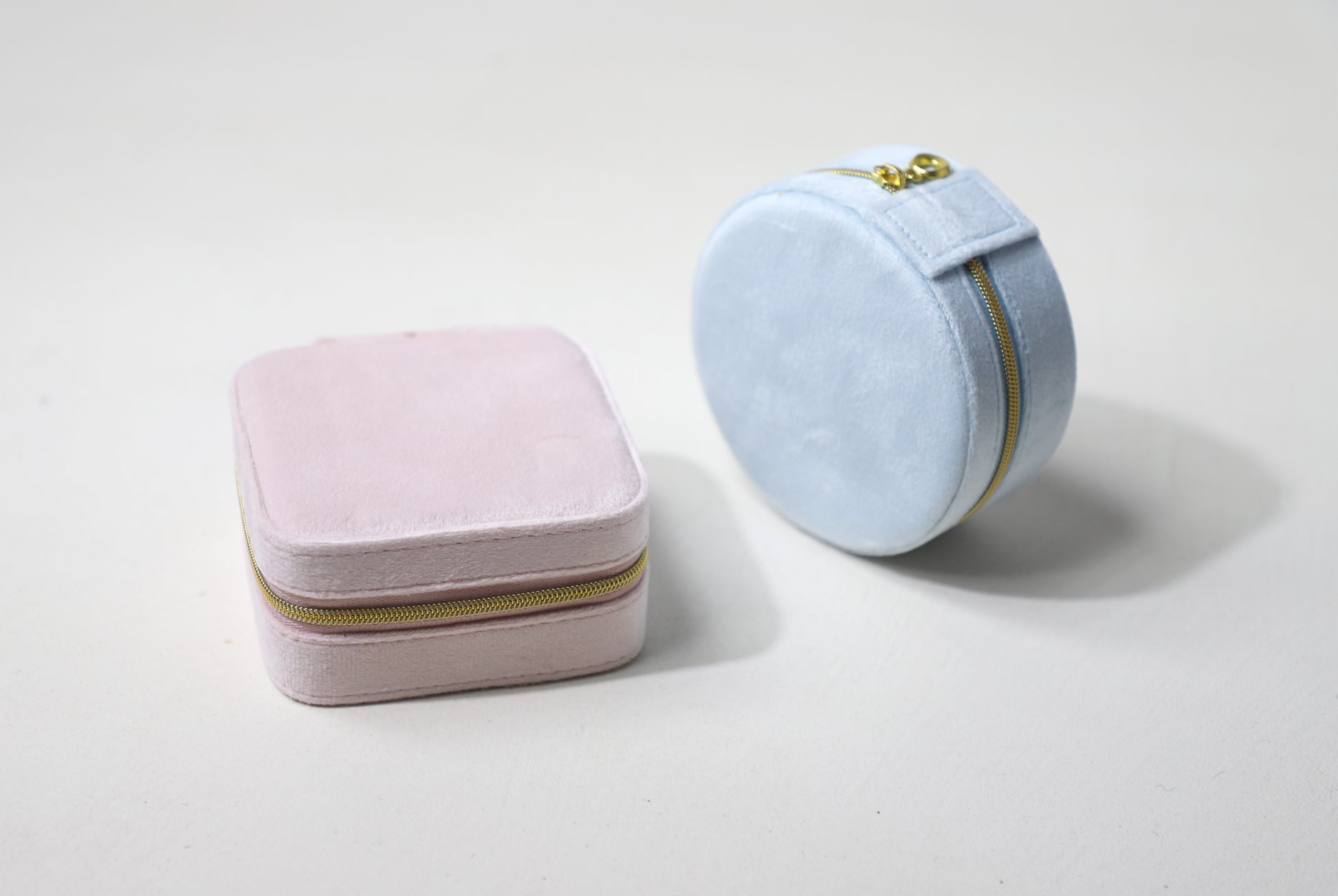 Round Velvet Jewelry Box
