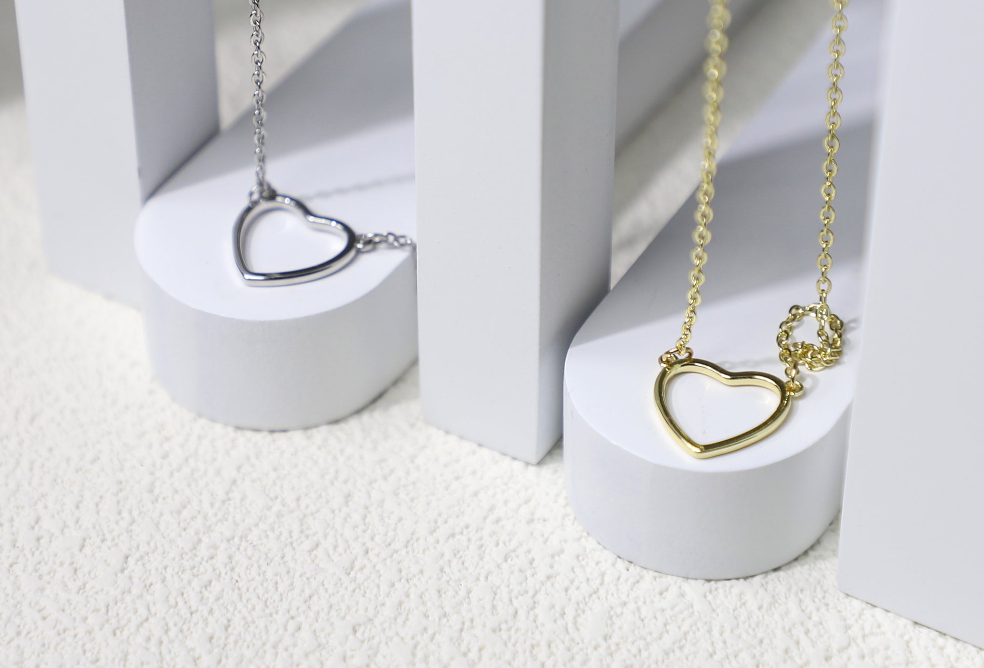 hollow heart necklace