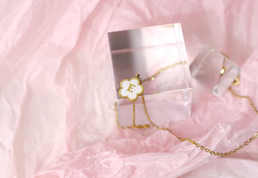 pearl flower letter necklace