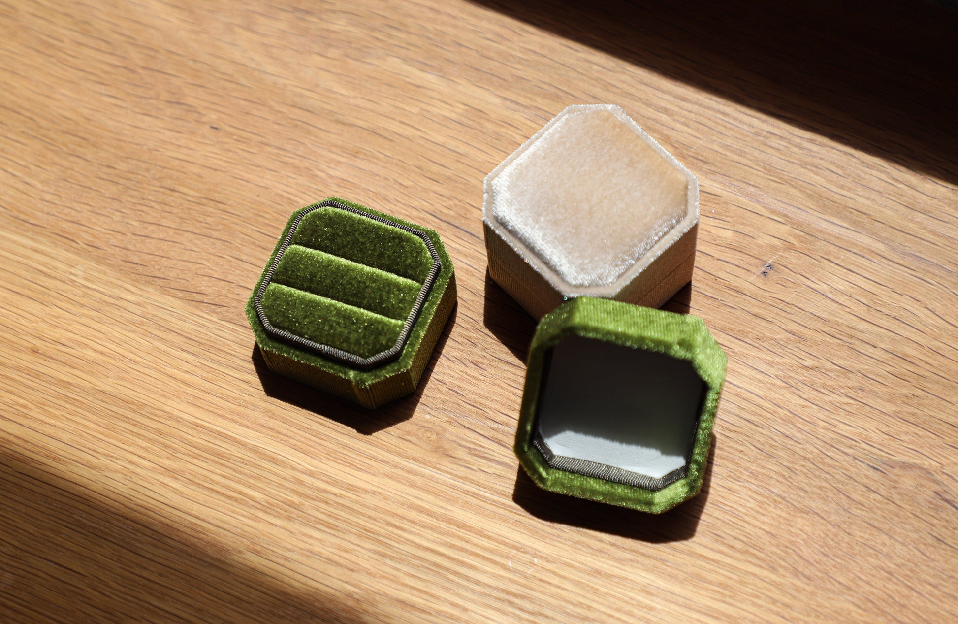 2 slot velvet ring box