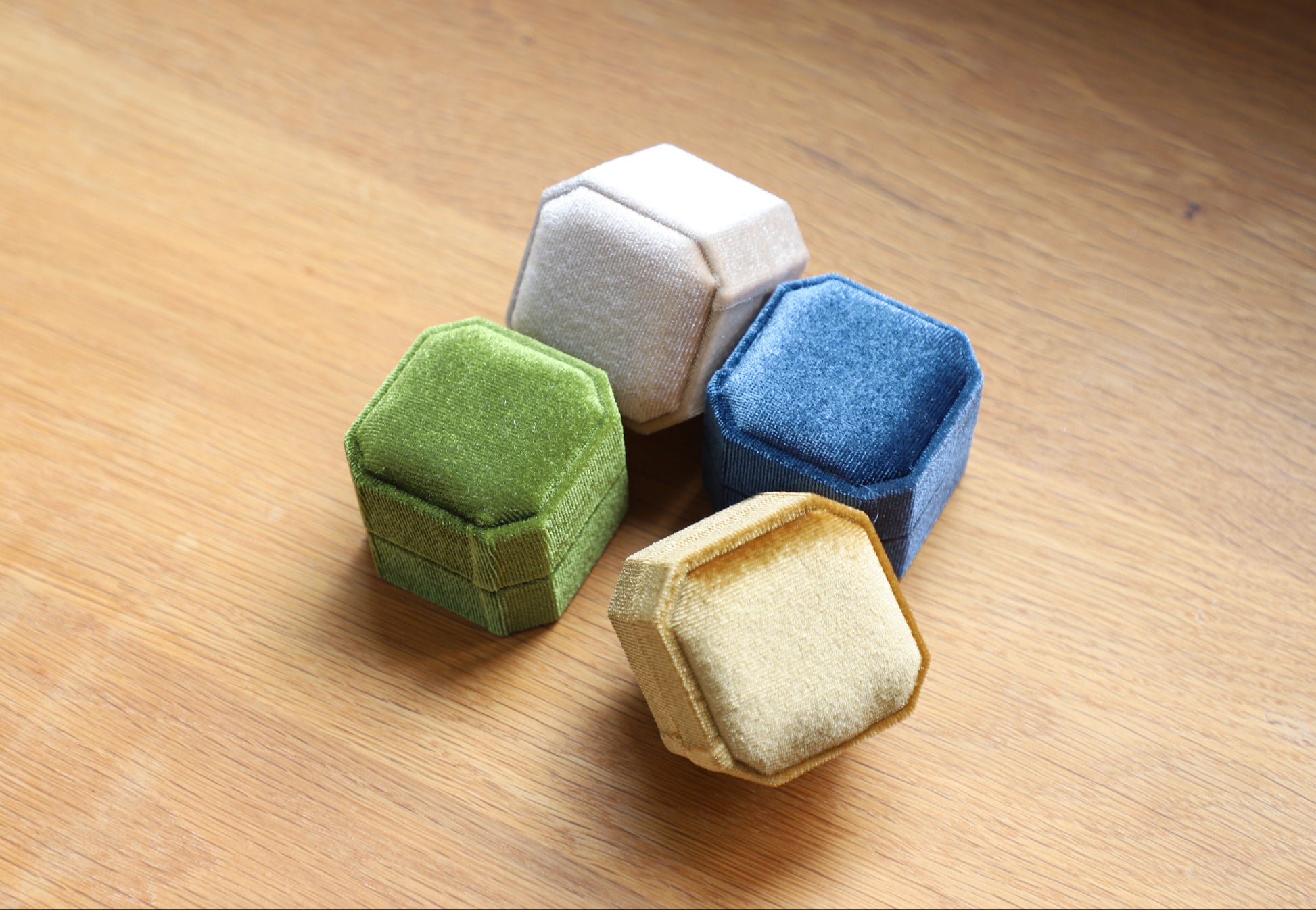 2 slot velvet ring box