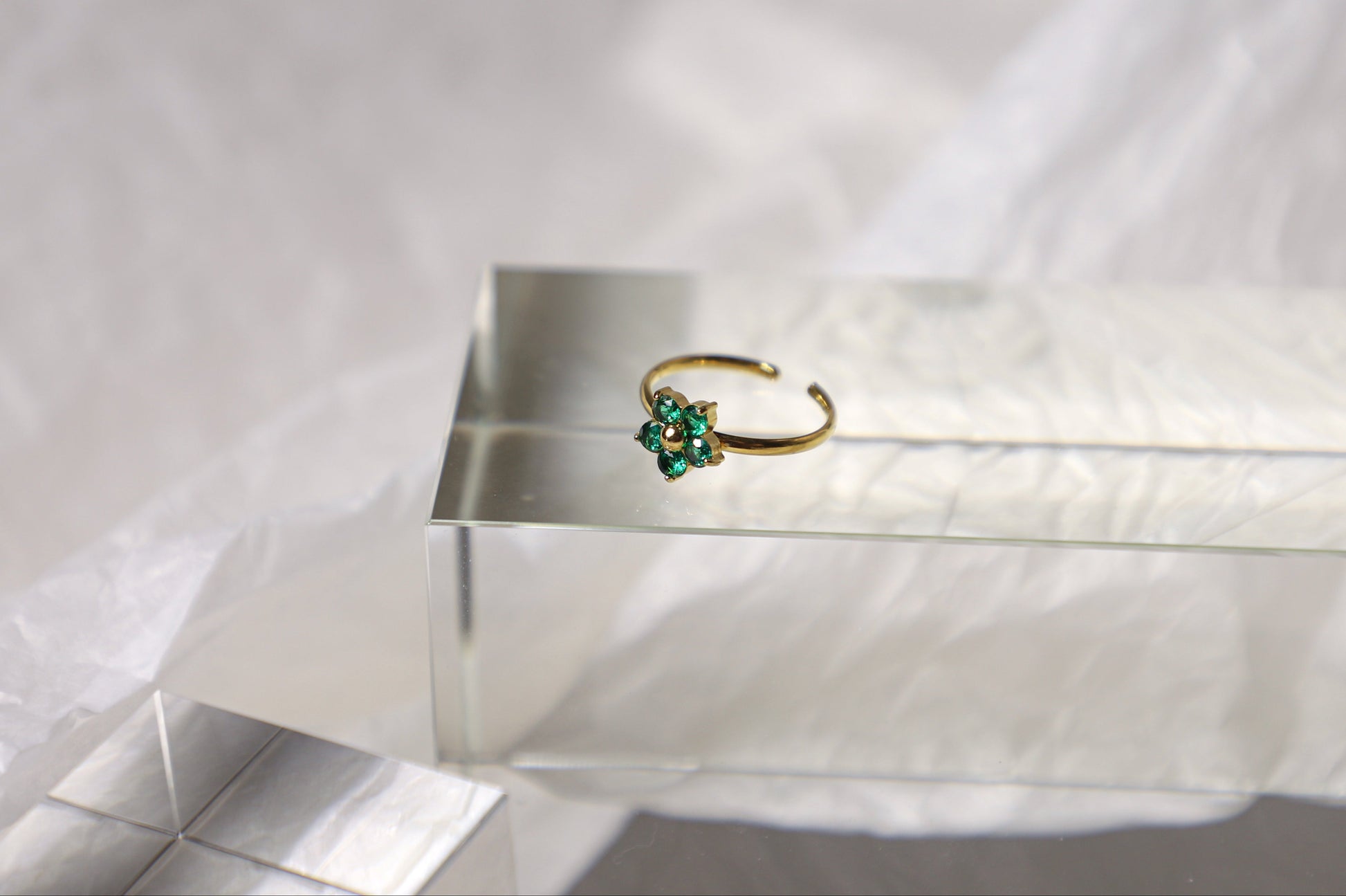 flower birthstone ring