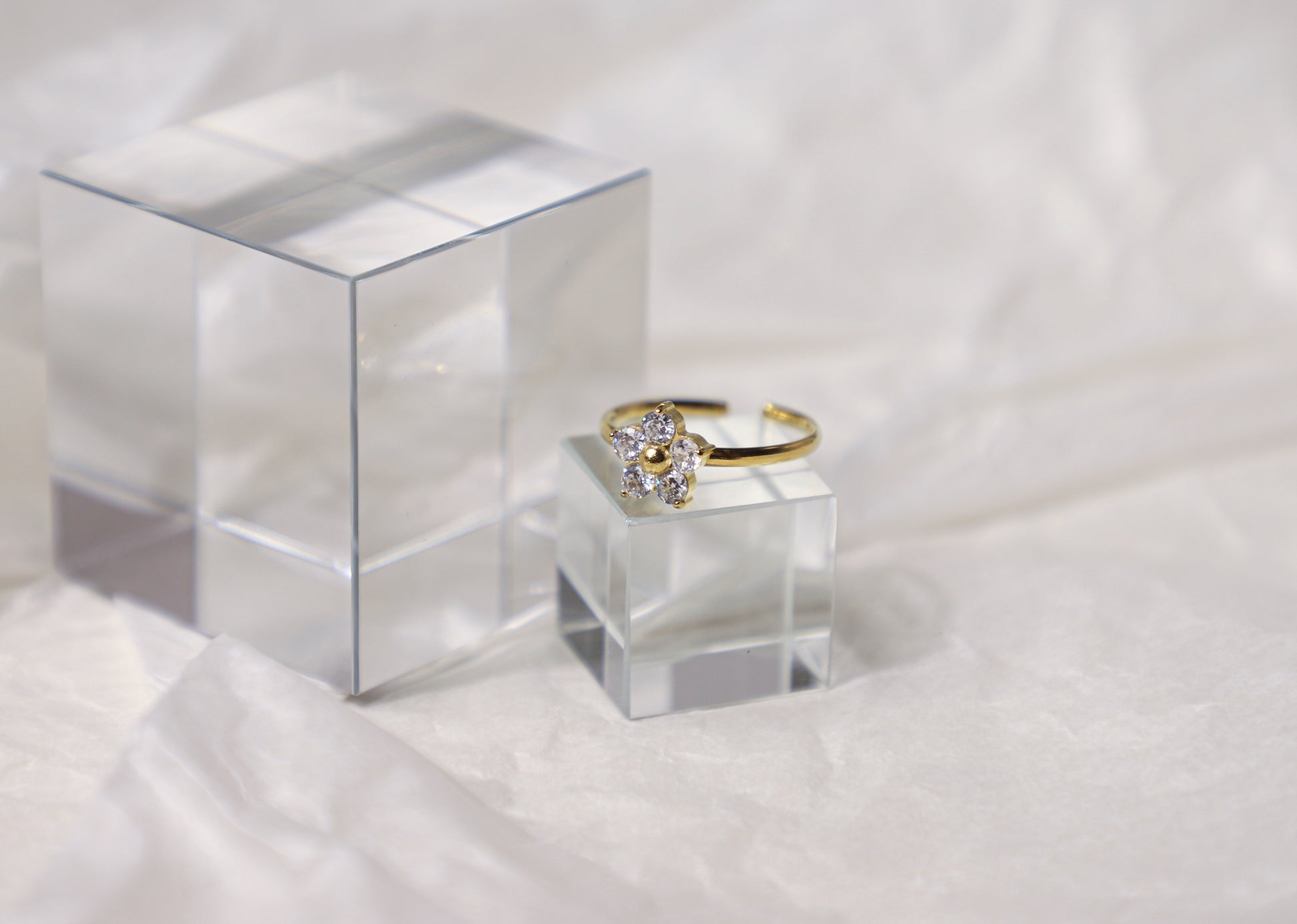 flower birthstone ring