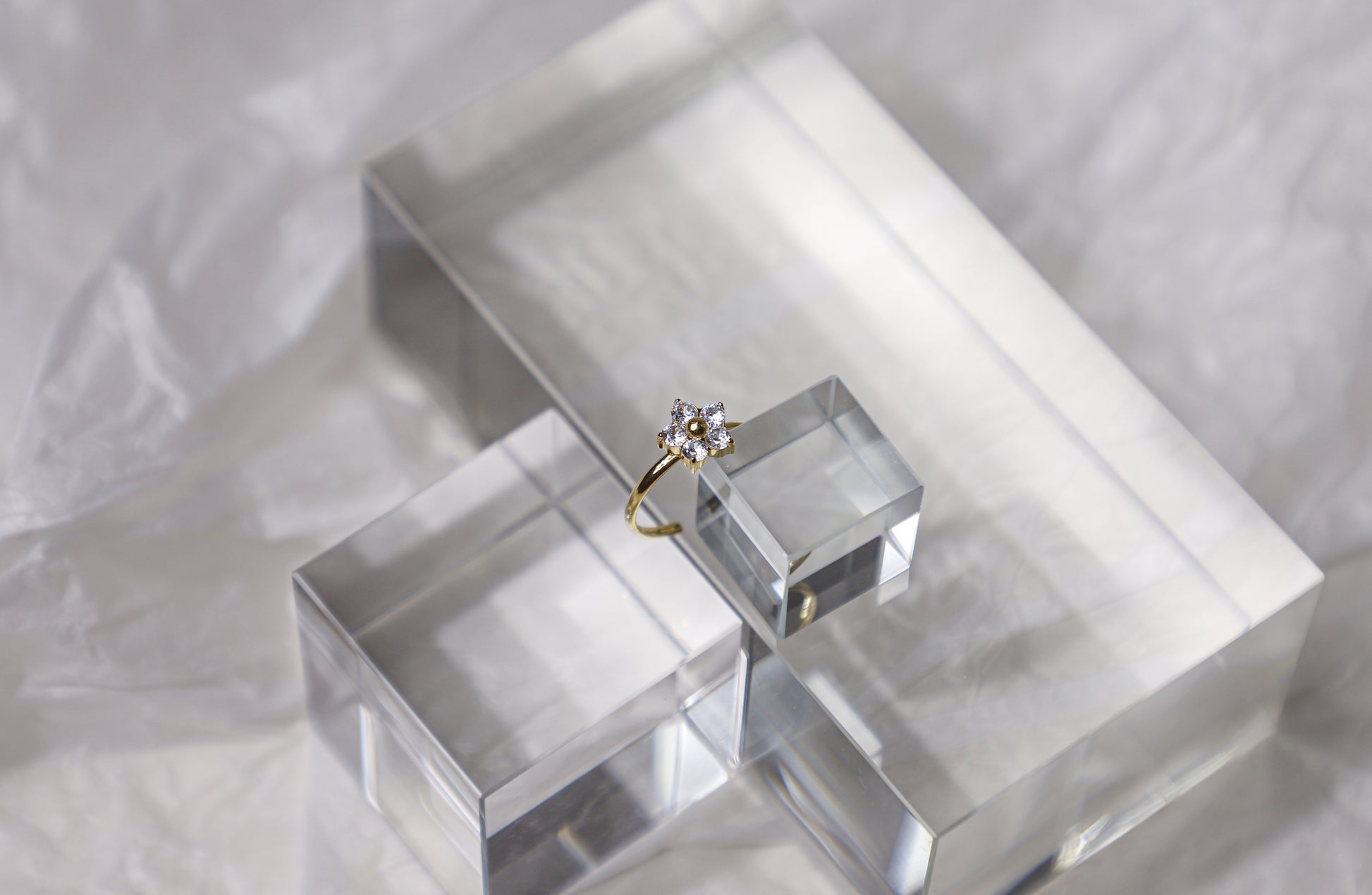 flower birthstone ring